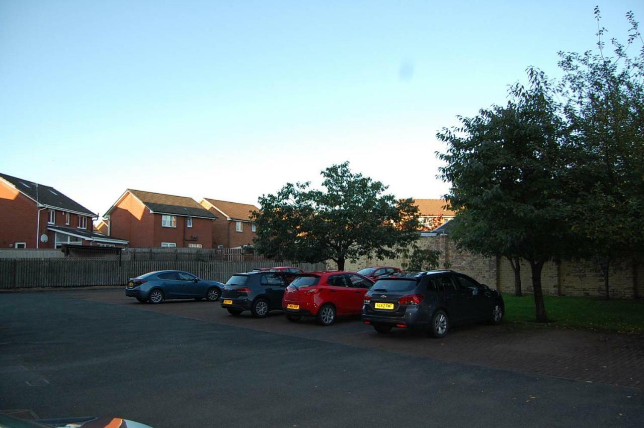 Park Lets Apartment Dumbarton Ngoại thất bức ảnh